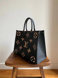 LOUIS VUITTON Onthego MM Size Tote Bag